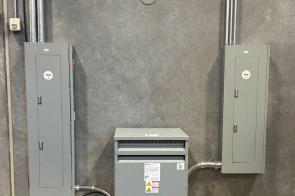 electrical distribution panel installation